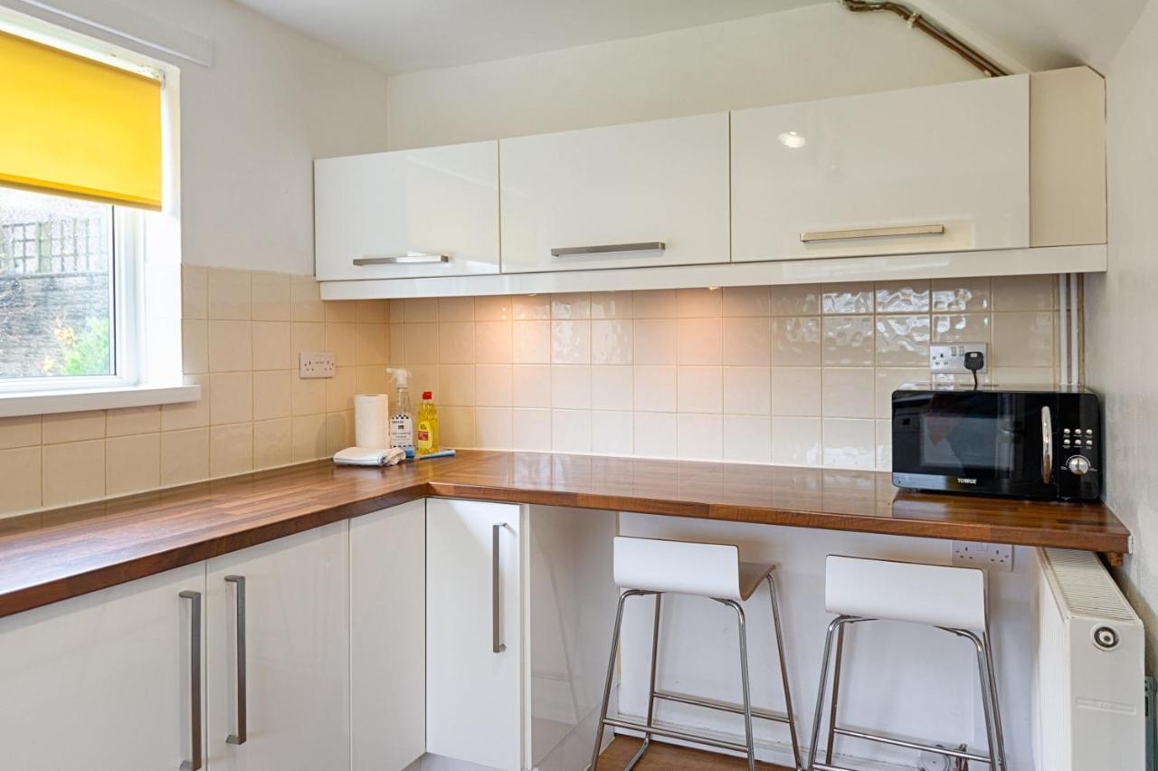 Private Parking, Garden, Close To Beach! Суонси Экстерьер фото